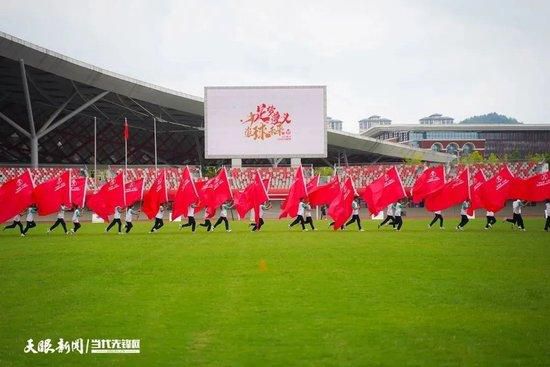 预计布坎南的交易会在元旦节之后完成，实际上，球员的薪水并不高，这位24岁的加拿大国脚预计会签下一份年薪150万欧的薪水递增合同。